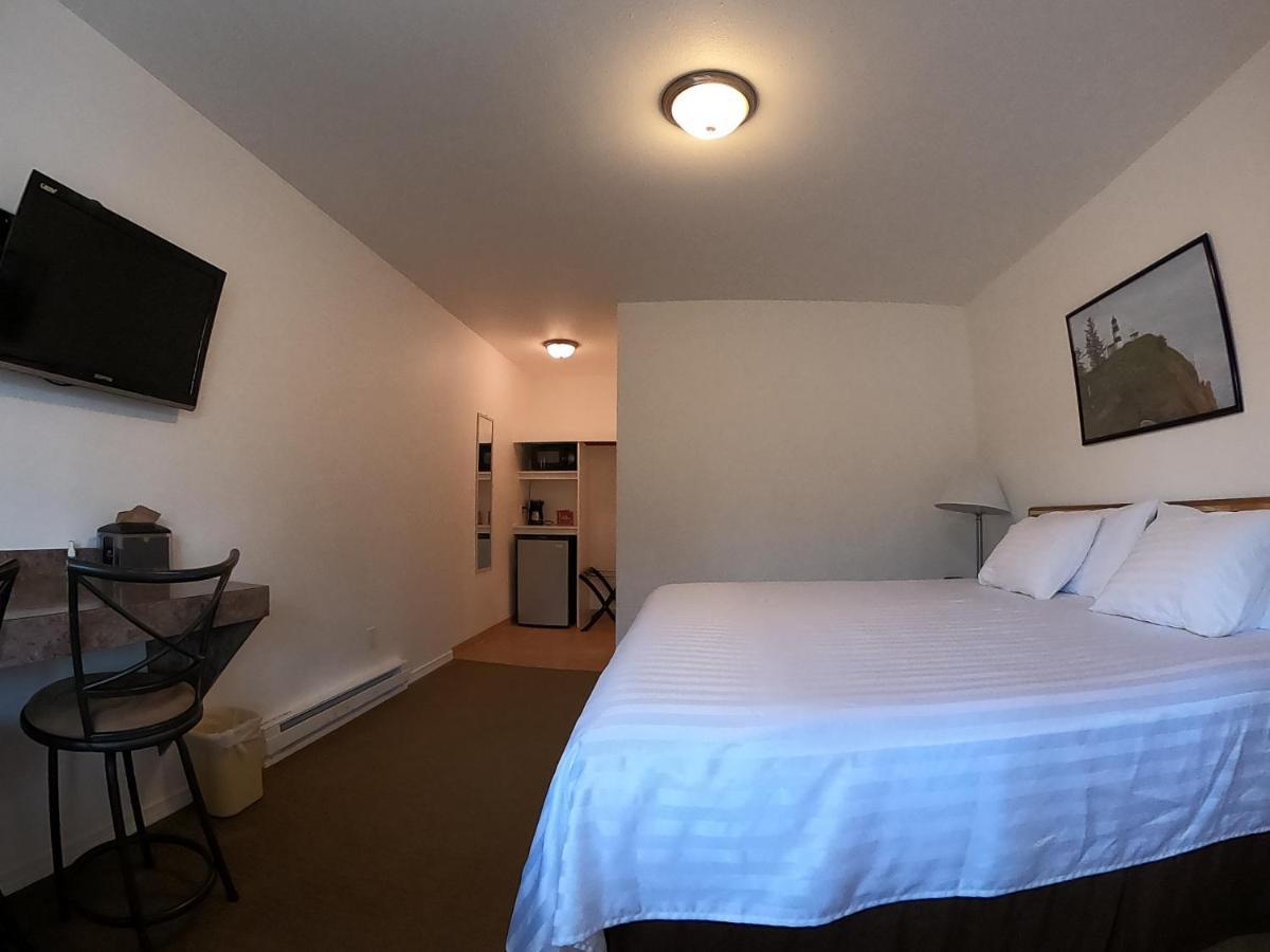 Col-Pacific Motel Ilwaco ภายนอก รูปภาพ